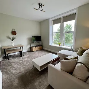  Apartment The Lookout@brighouse